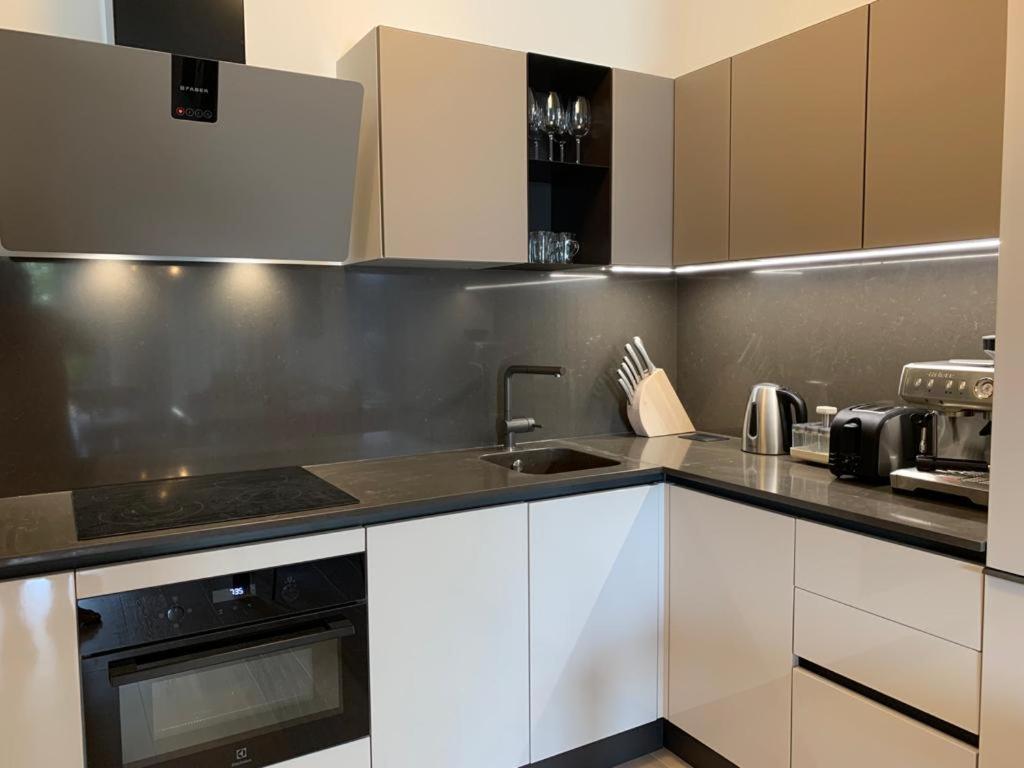 Luxury Twin Apartments Opatija Exterior foto